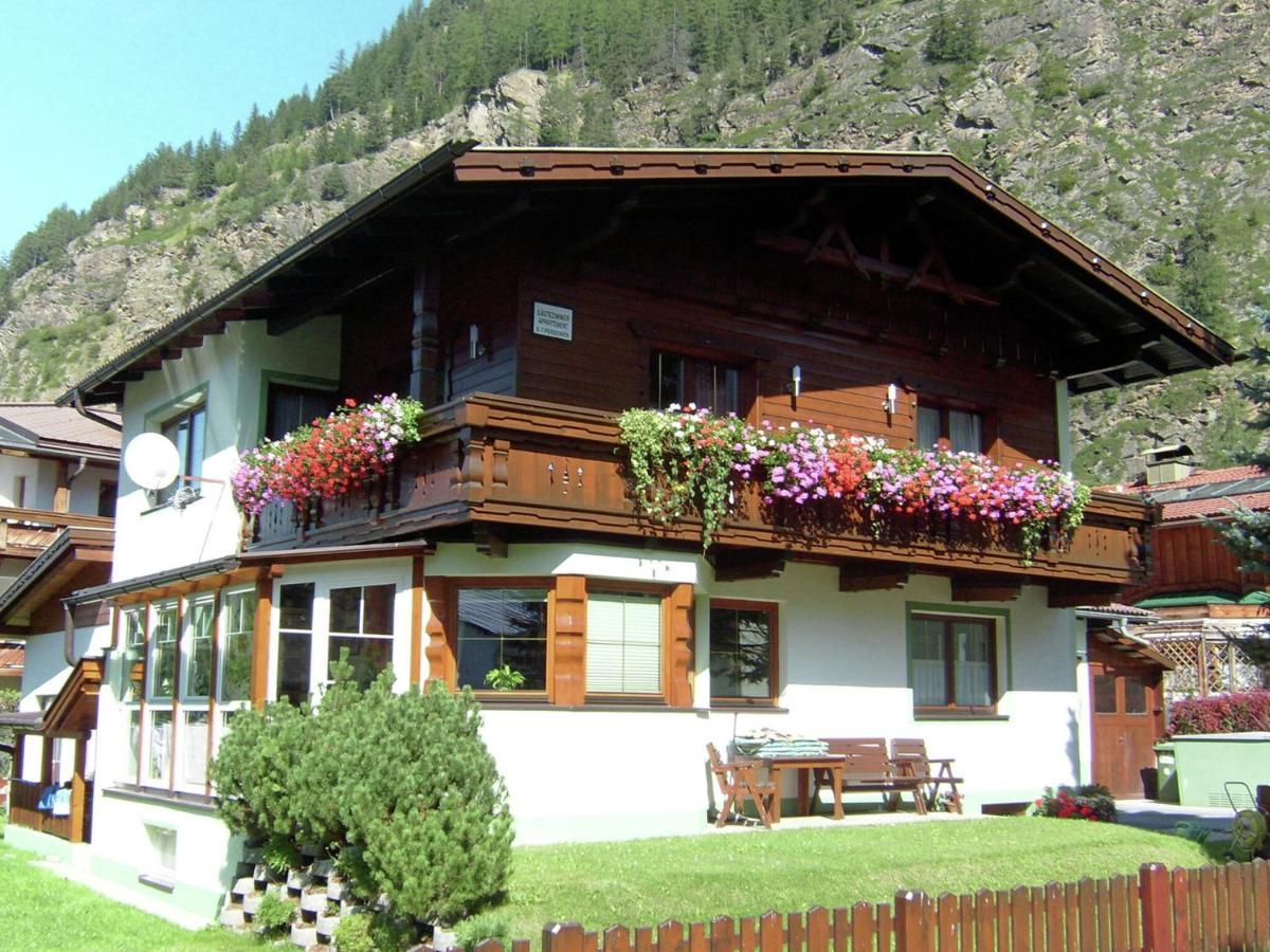 Modern Apartment In Langenfeld Near Ski Area Екстериор снимка