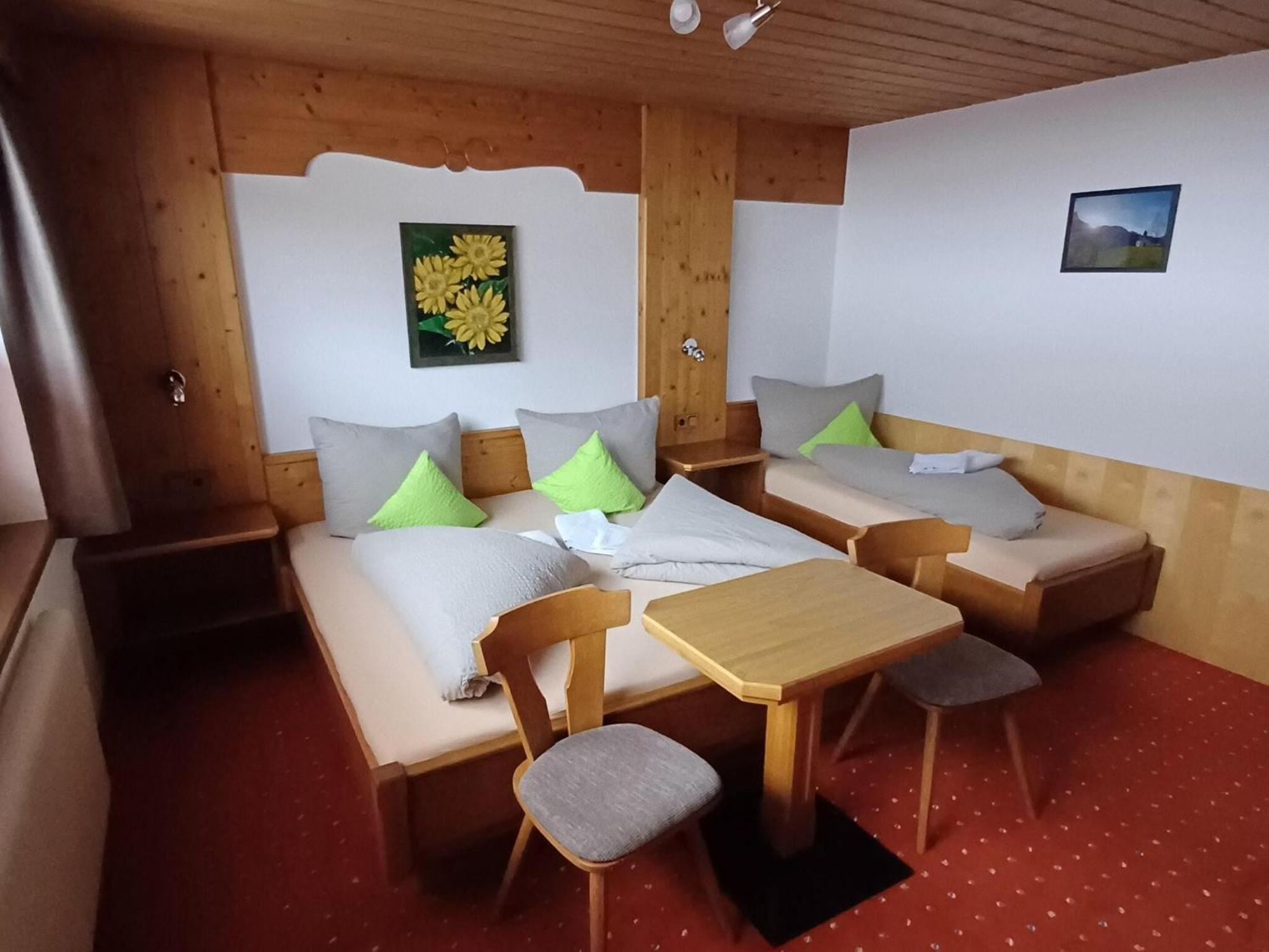 Modern Apartment In Langenfeld Near Ski Area Екстериор снимка