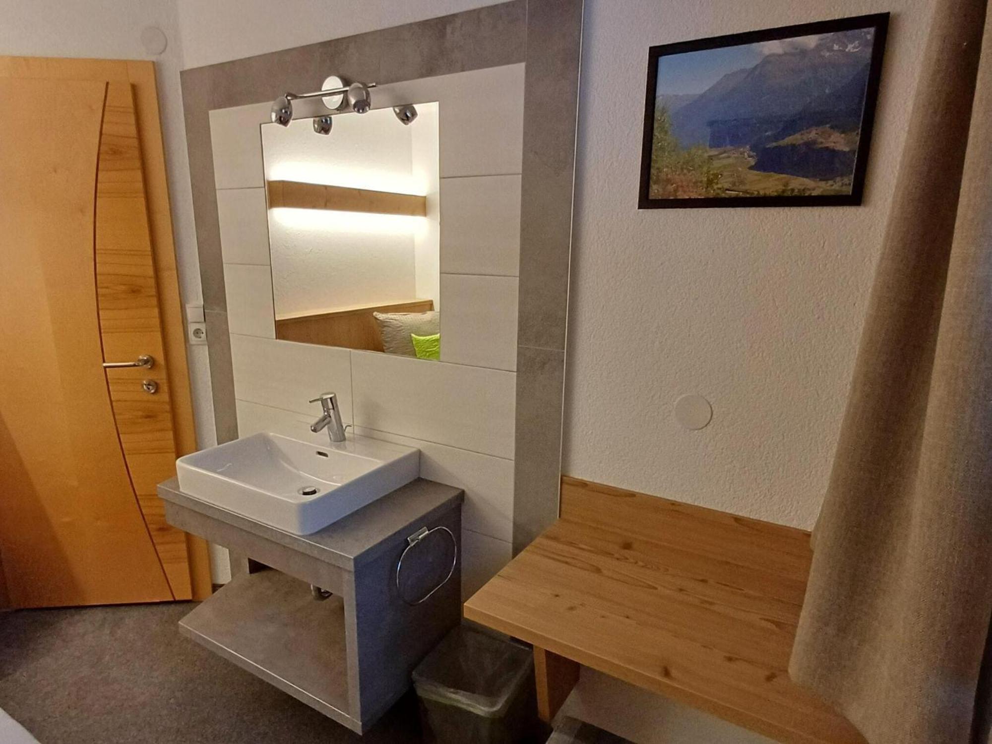Modern Apartment In Langenfeld Near Ski Area Екстериор снимка
